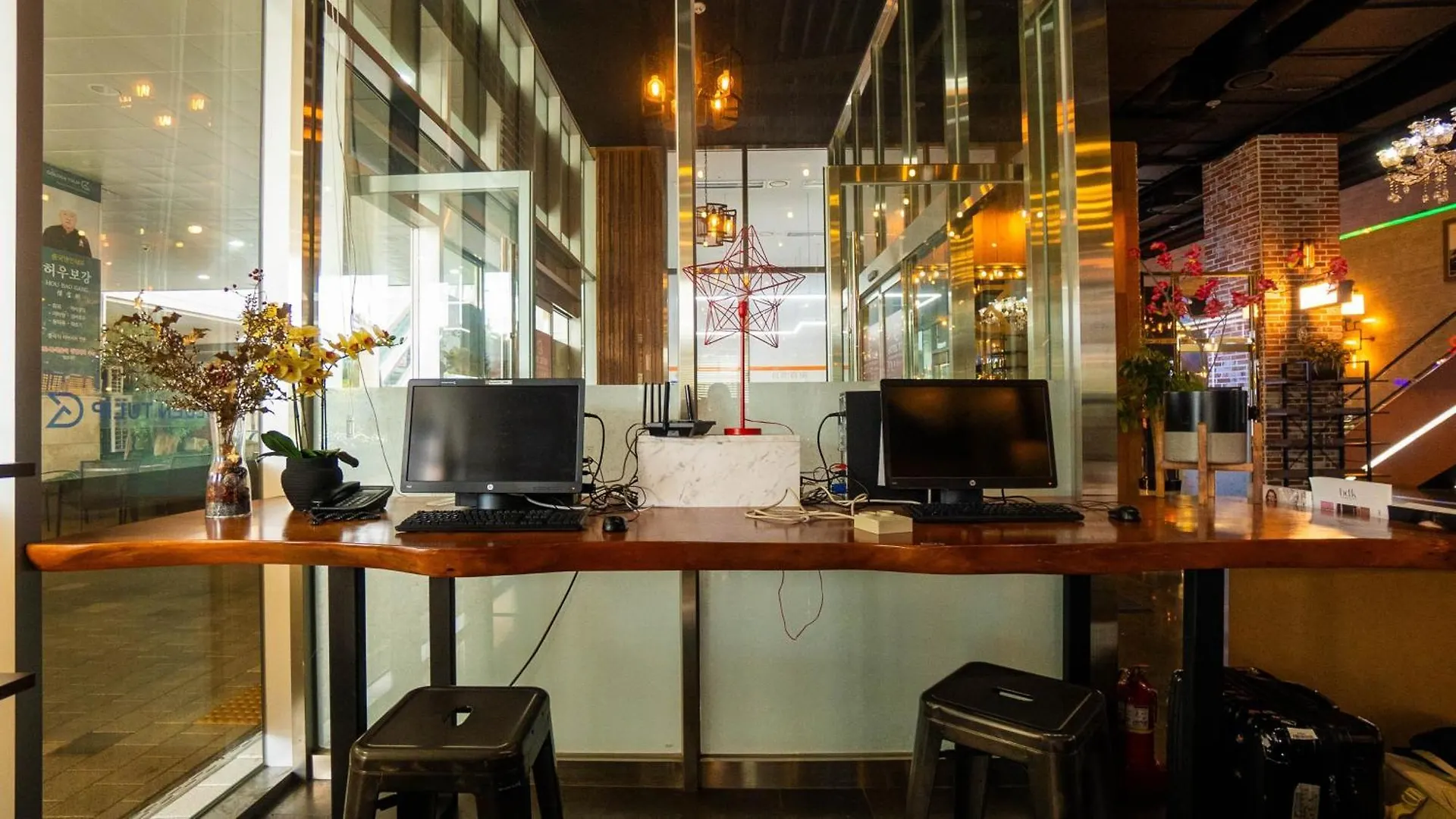 Incheon Airport Global Hotel & Suites Unsu Station Korsel